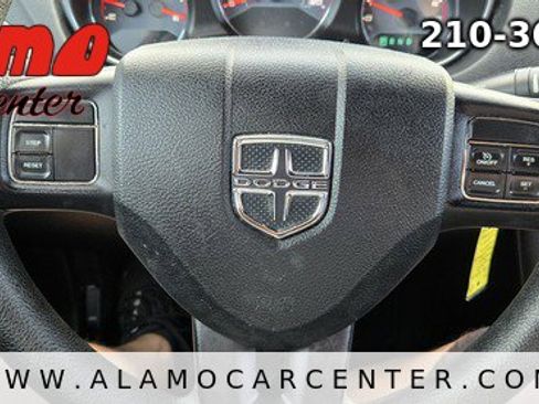 Used 2013 Dodge Avenger SE FWD image 34