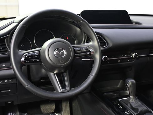 Used 2024 MAZDA CX-30 AWD 2.5 S w/ Preferred Package image 12
