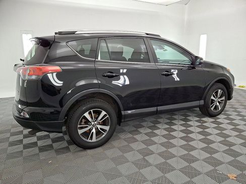 Used 2018 Toyota RAV4 XLE w/ Plus Extra Value Package AWD/4WD image 17