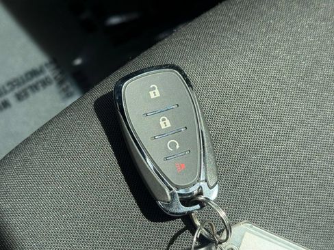 Used 2025 Chevrolet TrailBlazer LT FWD image 18