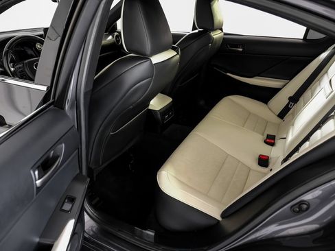 Used 2022 Lexus IS 350 F Sport RWD image 42
