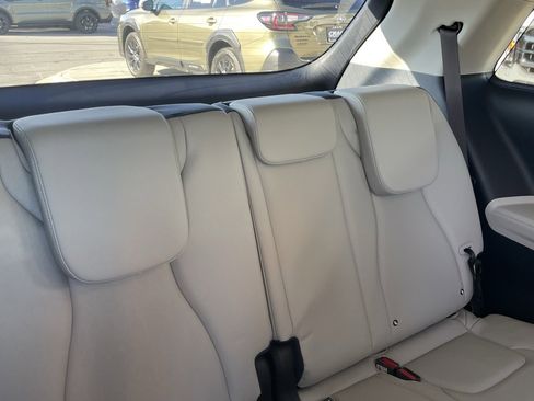 Certified 2026 Kia Carnival EX image 27