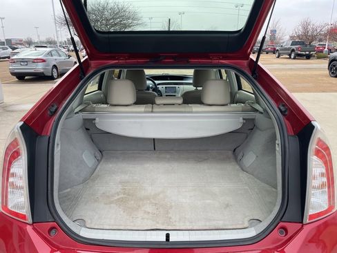 Used 2013 Toyota Prius Four w/ Deluxe Solar Roof Pkg image 14