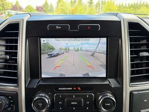 Used 2017 Ford F150 Lariat AWD/4WD image 23