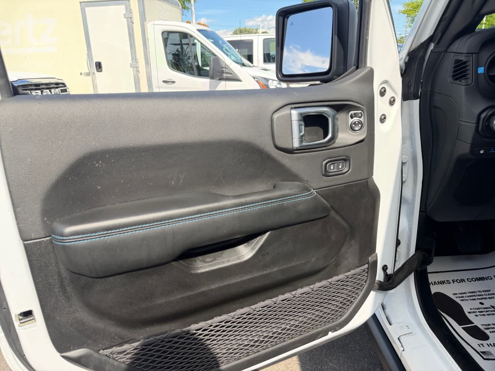 Used 2024 Jeep Wrangler Unlimited Rubicon 4xe AWD/4WD image 12
