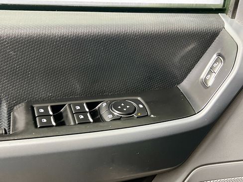 Used 2023 Ford F150 XLT image 16