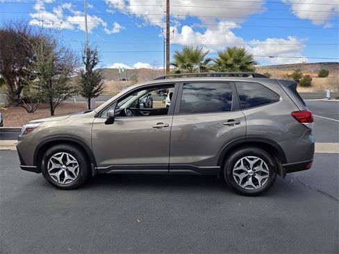 Used 2021 Subaru Forester Premium w/ Popular Package #1 image 7