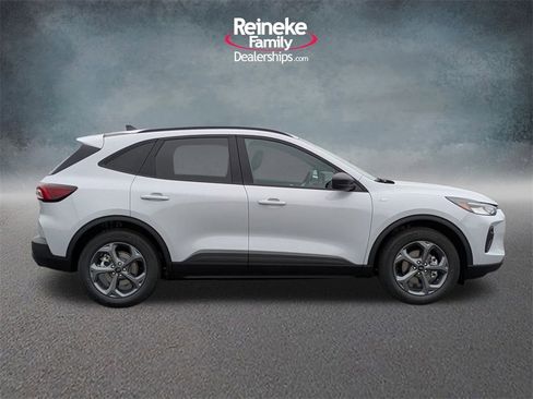 New 2025 Ford Escape ST-Line w/ Equipment Group 301A image 4