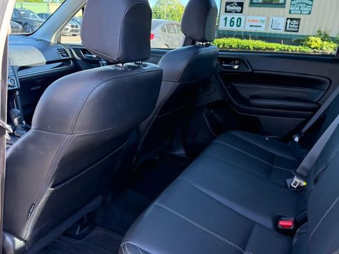 Used 2018 Subaru Forester 2.5i Touring w/ Popular Package #2 AWD/4WD image 15
