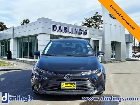 Used 2024 Toyota Corolla LE image 2