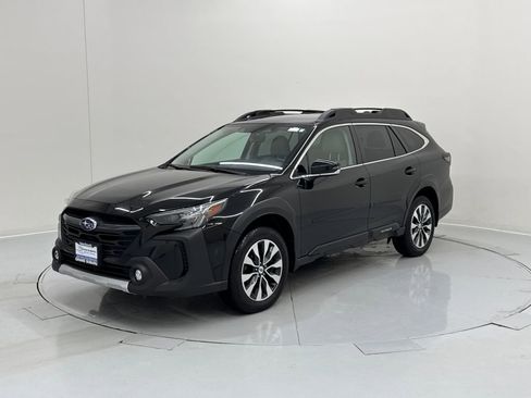 Used 2024 Subaru Outback Limited XT image 2