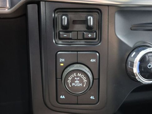 Used 2022 Ford F150 Raptor w/ Equipment Group 801A High AWD/4WD image 18