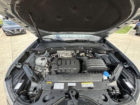 Used 2026 Volkswagen Atlas SE AWD/4WD image 25