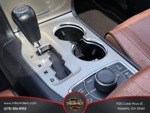 Used 2012 Jeep Grand Cherokee Overland Summit AWD/4WD image 27