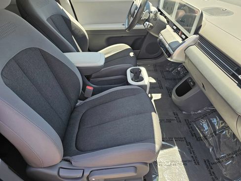 Certified 2024 Hyundai Ioniq 5 SEL RWD image 13