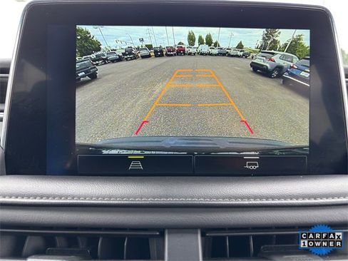 Used 2023 Chevrolet Suburban Z71 image 21