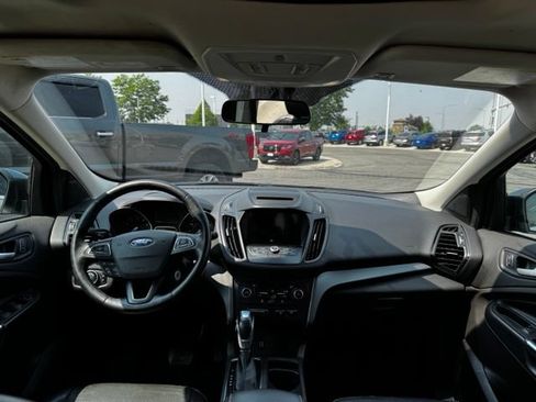 Used 2019 Ford Escape SEL AWD/4WD image 16