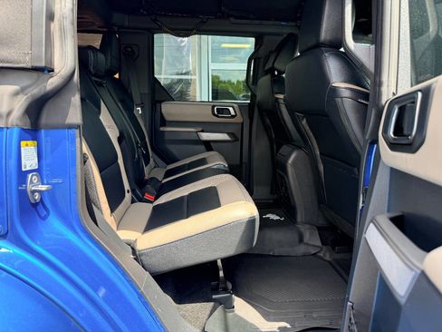 Used 2022 Ford Bronco Wildtrak AWD/4WD image 38