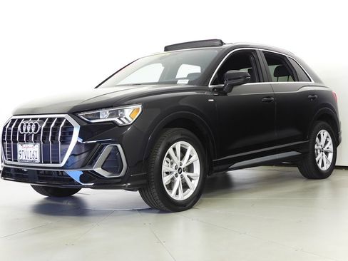 Used 2025 Audi Q3 2.0T Premium Plus w/ Premium Plus Package image 2