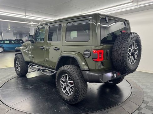 Used 2024 Jeep Wrangler Unlimited Sahara w/ Safety Group AWD/4WD image 6
