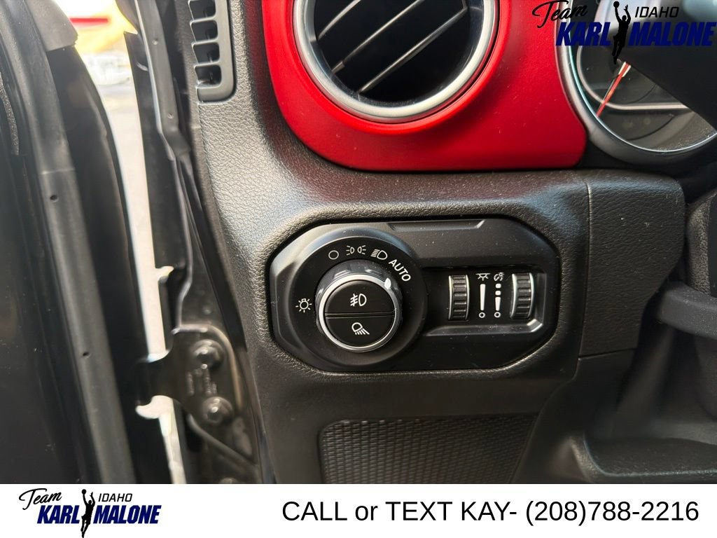 Used 2020 Jeep Gladiator Rubicon AWD/4WD image 22