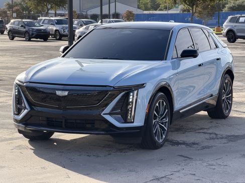 Used 2024 Cadillac Lyriq Sport w/ LPO, Floor Liner Package RWD image 5