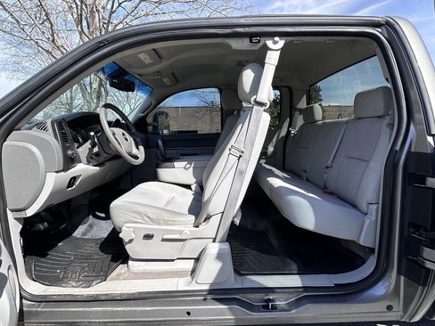 Used 2013 Chevrolet Silverado 2500 LT w/ Custom Sport Truck Package image 11