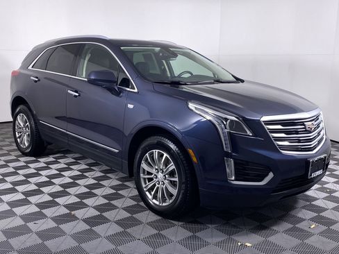 Used 2018 Cadillac XT5 Luxury w/ Driver Awareness Package image 20