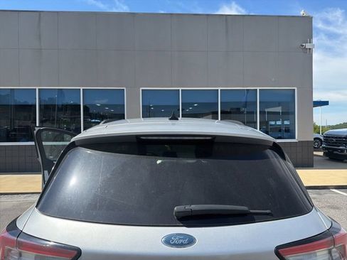 Used 2020 Ford Escape SEL FWD image 4