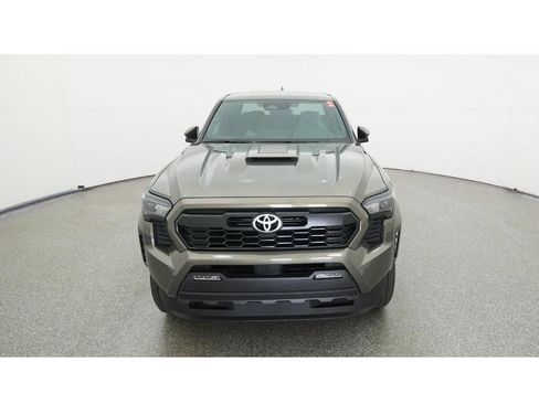 New 2025 Toyota Tacoma TRD Sport image 15