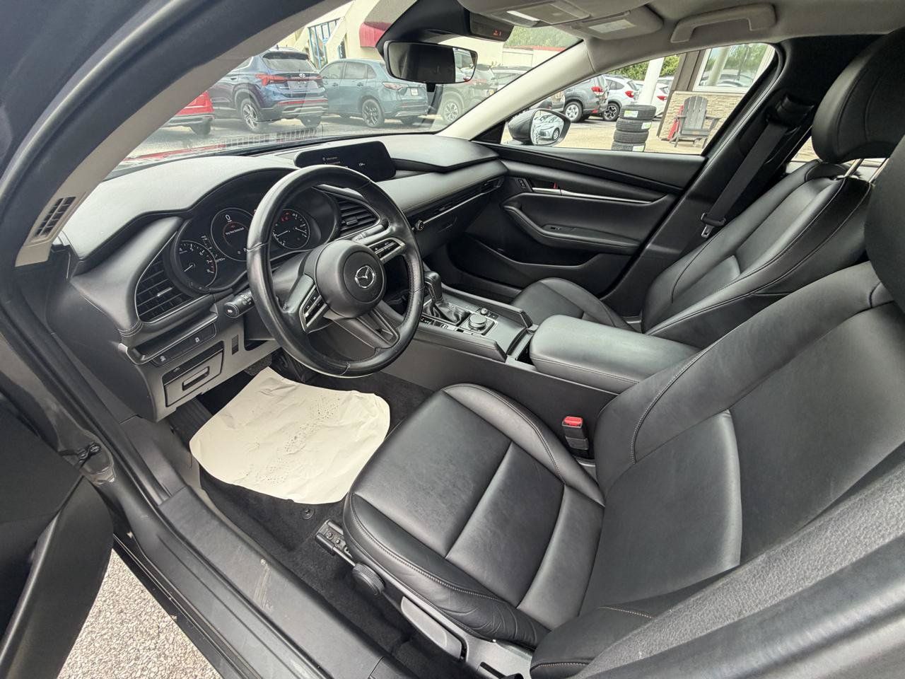 Used 2021 MAZDA MAZDA3 s FWD image 9