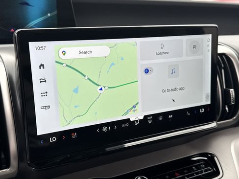 New 2026 Ford Expedition Active image 25