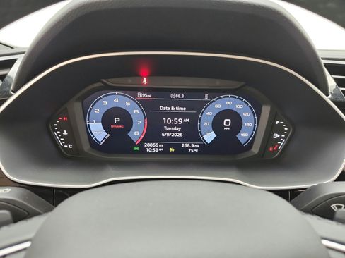 Used 2023 Audi Q3 2.0T Premium w/ Black Optic Sport Package AWD/4WD image 10