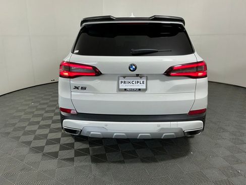 Used 2022 BMW X5 xDrive40i w/ Parking Assistance Package AWD/4WD image 6