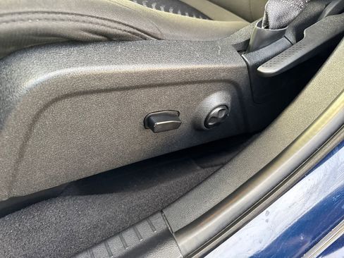 Used 2020 Dodge Journey SE w/ SE Popular Equipment Group image 22