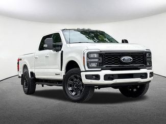 Used 2023 Ford F250 Lariat w/ Lariat Ultimate Package AWD/4WD video 2