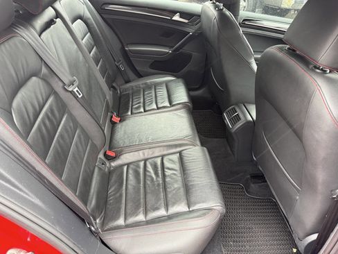 Used 2015 Volkswagen Golf 4-Door image 57