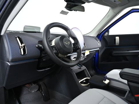 Certified 2025 MINI Cooper Countryman S AWD/4WD image 15