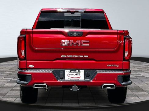 Used 2025 GMC Sierra 1500 AT4 w/ AT4 Premium Package AWD/4WD image 4