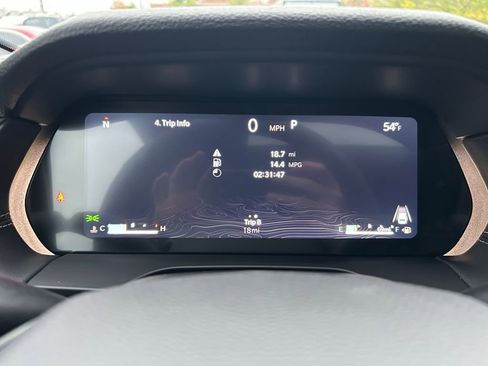 New 2025 Jeep Grand Cherokee Laredo X w/ Luxury Tech Group I image 11