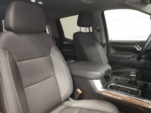 Used 2023 Chevrolet Silverado 1500 LT Trail Boss image 9