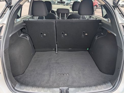 Used 2023 Nissan Kicks SV w/ Interior Electronics Package image 18