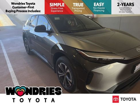 Used 2025 Toyota bZ4X AWD image 1
