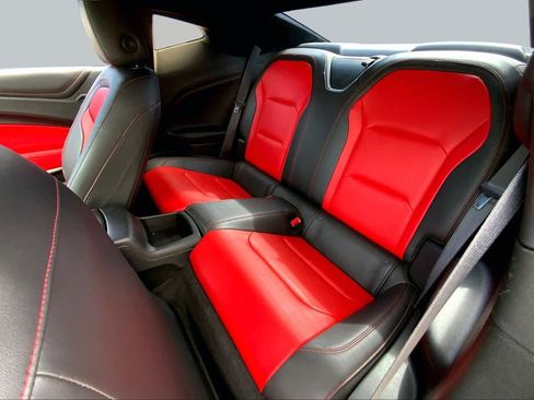 Used 2019 Chevrolet Camaro SS RWD image 20
