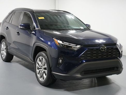 Used 2023 Toyota RAV4 XLE Premium AWD/4WD image 3
