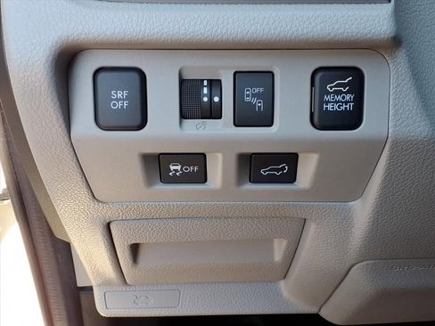 Used 2017 Subaru Forester 2.5i Premium AWD/4WD image 27