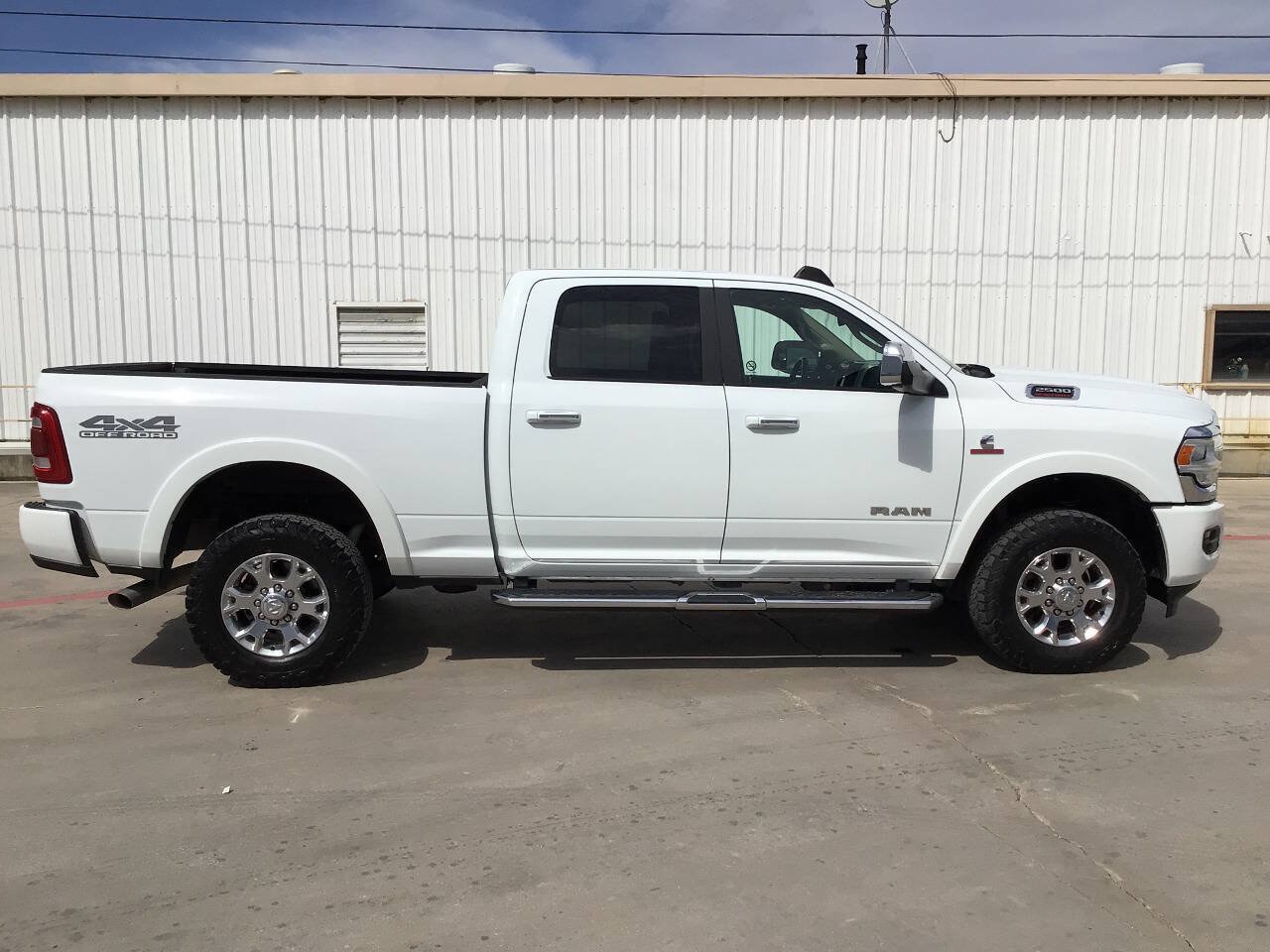 Used 2022 RAM 2500 Laramie AWD/4WD image 6