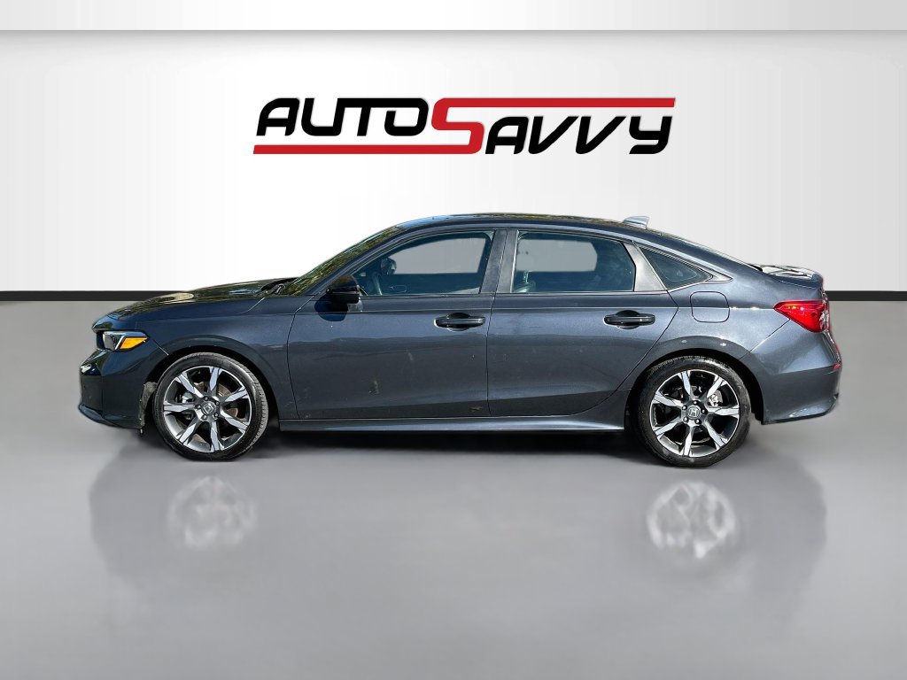 Used 2025 Honda Civic Sport Touring image 4