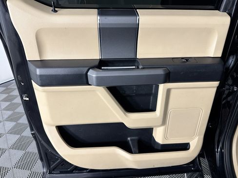 Used 2017 Ford F150 XLT w/ Equipment Group 302A Luxury image 23