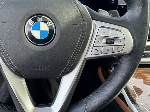 Used 2024 BMW X7 xDrive40i AWD/4WD image 25